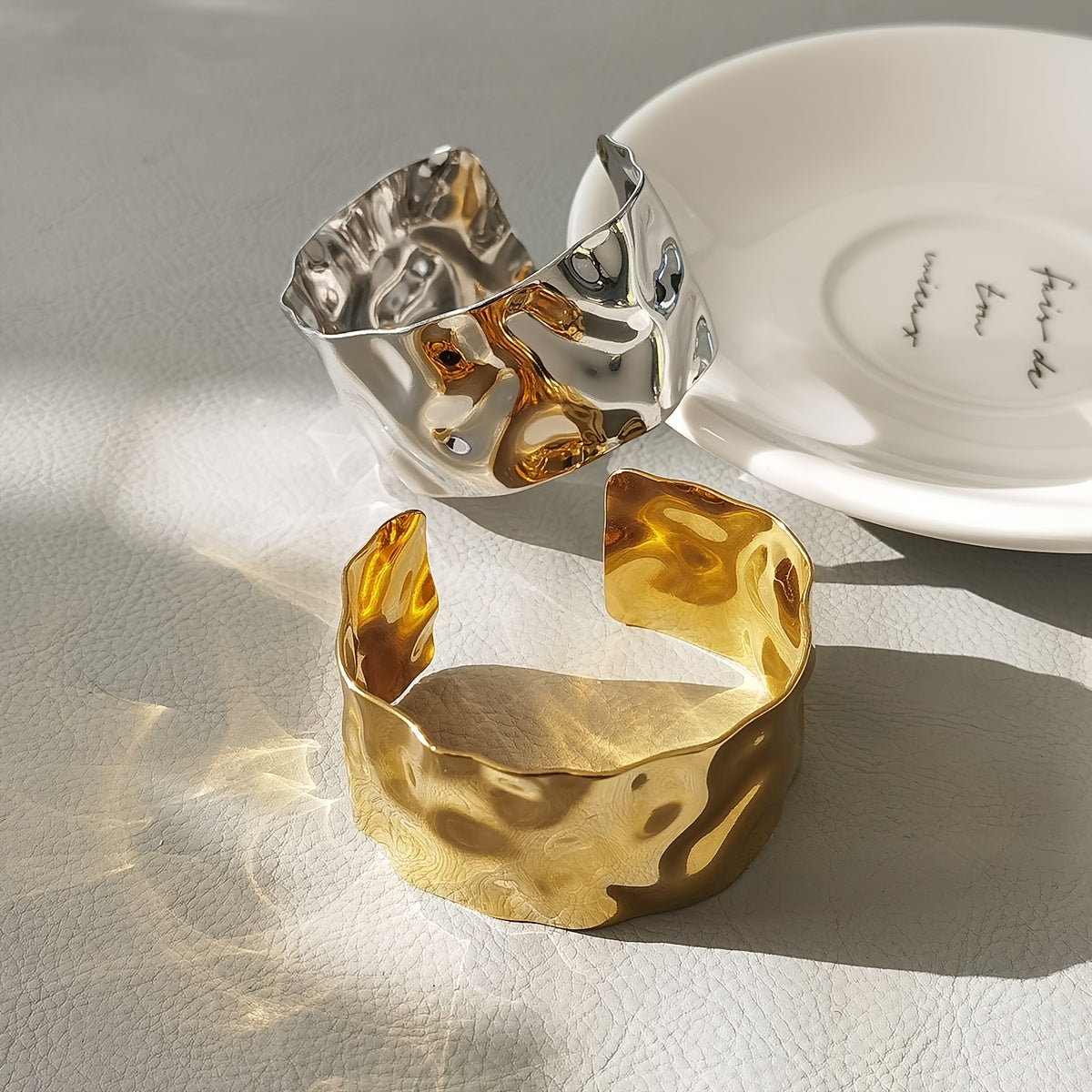 Bracciale in acciaio inossidabile vintage con ampia apertura