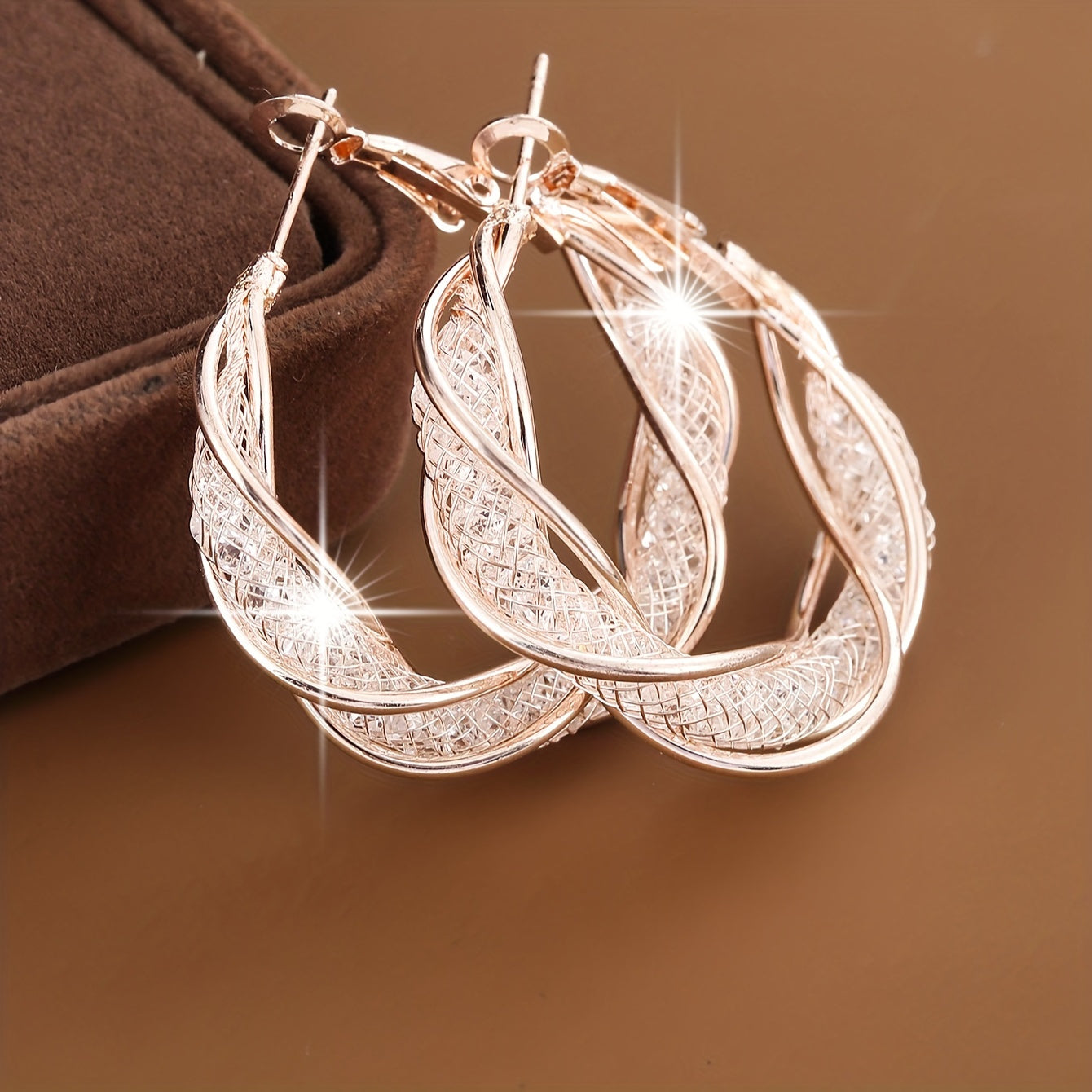 Orecchini a cerchio eleganti con zirconi in rame placcati