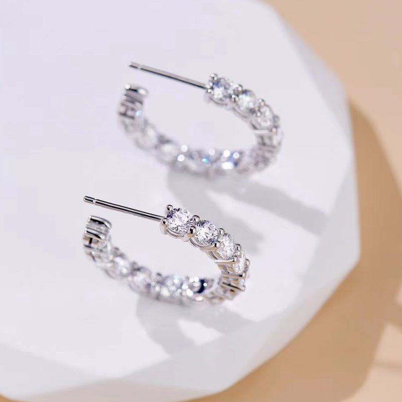 Orecchini Circolari Eleganti e Semplici Per Donne