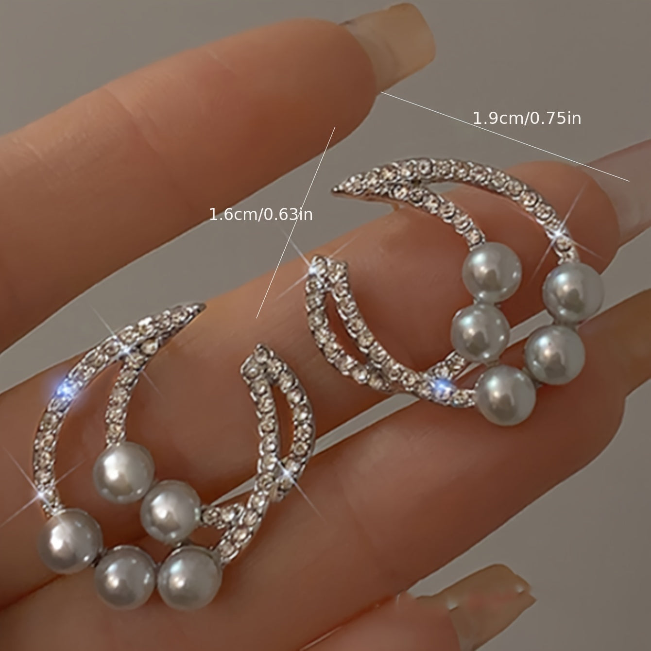 Orecchini eleganti perle e strass per ogni occasione