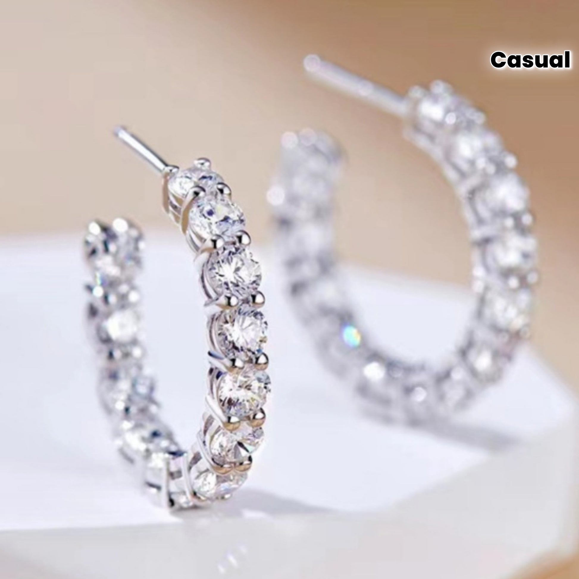 Orecchini Circolari Eleganti e Semplici Per Donne